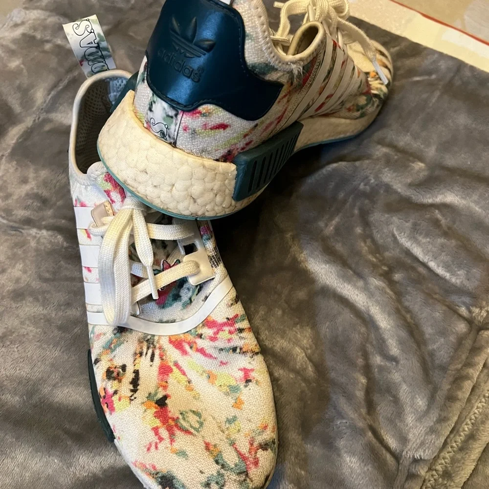 Adidas NMD R1 Boost Tie Dye Green White Red Watercolor Ultra GX5372 Si. - Picture 6 of 10